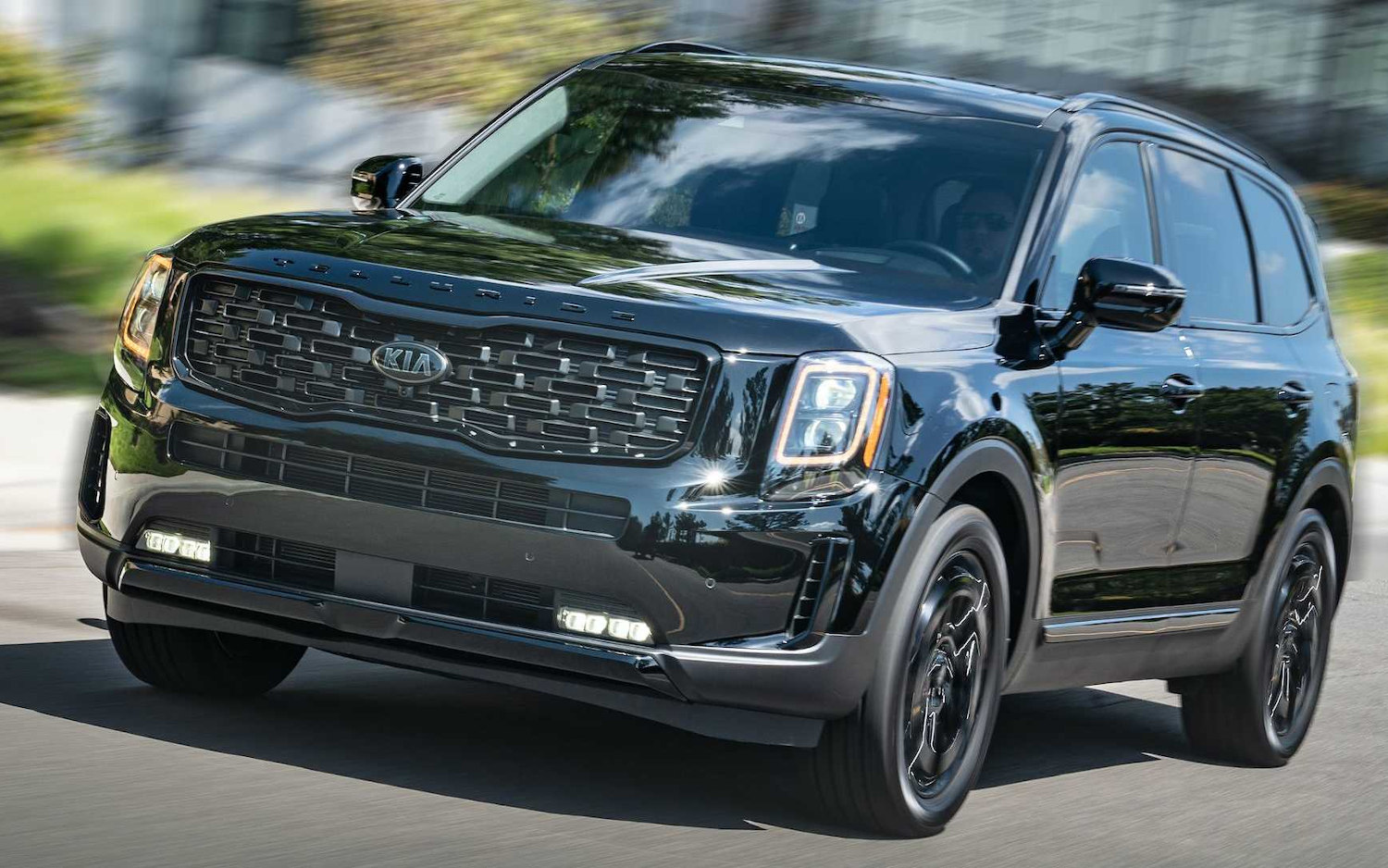 Comparison Genesis GV80 Advanced 2021 vs Kia Telluride SX